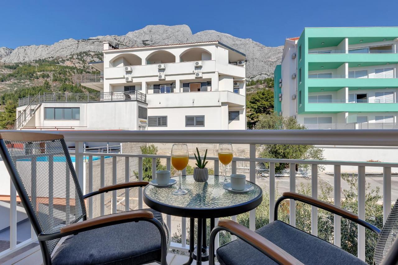 Apartman Sara Baška Voda Extérieur photo